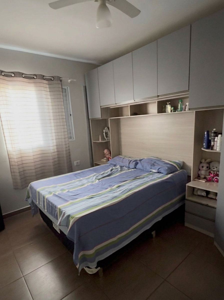 Antes - quarto transformado com achadinhos do grupo Casinha da Ju